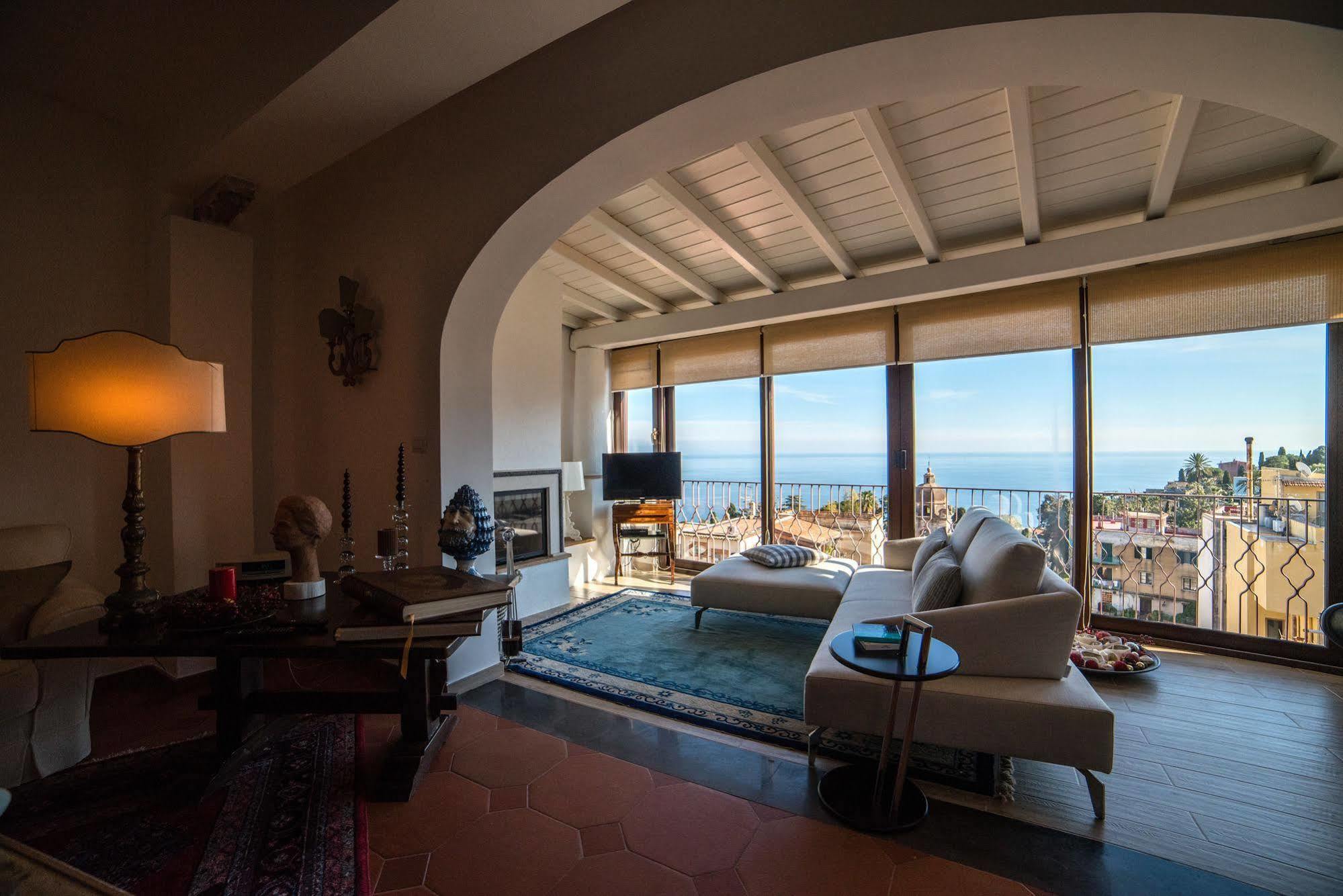 Maison D'art Casa Arico Bed & Breakfast Taormina